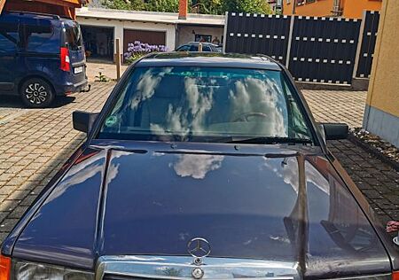 Mercedes-Benz 190