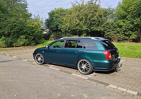 Toyota Avensis 2.0 D-4D -