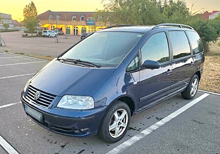 Volkswagen Sharan 1.9TDI 7 Sitze"Ohne Rost" Frisch TÜV.