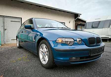 BMW 325ti -