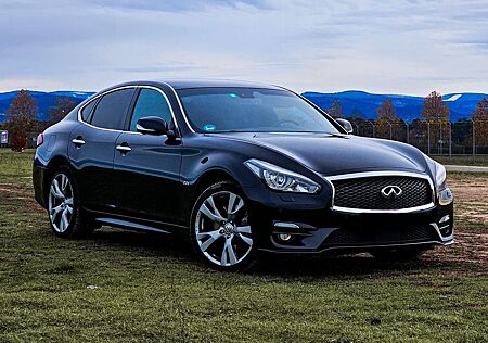 Infiniti Q70 2.2D Premium Executive Auto Premium Exec...