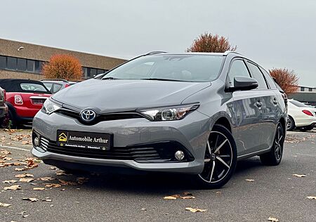 Toyota Auris Touring Sports Hybrid Team D*1.8*2.Hand*
