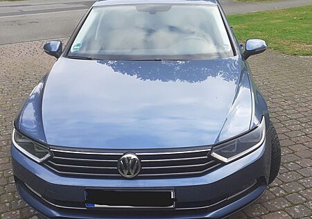VW Passat Variant Volkswagen 2.0 TDI Comfortline Variant C...
