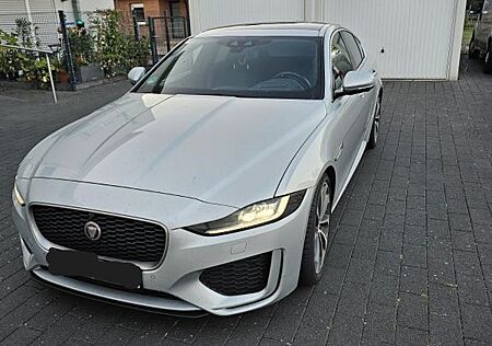 Jaguar XE 20d HSE