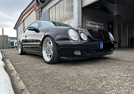 Mercedes-Benz CLK 230 KOMPRESSOR AVANTGARDE Avantgarde