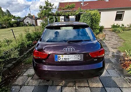 Audi A1 1.6 TDI 66kW Ambition Ambition