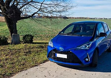 Toyota Yaris 1,5-l-VVT-i Hybrid CVT Style Selection...