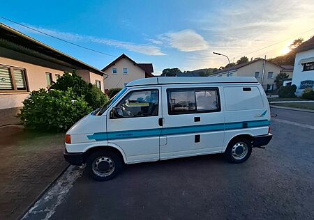 VW T4 California Volkswagen T4 Carthago wie California ,4 Schlafplätze