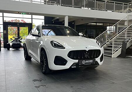 Maserati Grecale 2.0 Modena MY24 Pano Privacy Asisst Navi