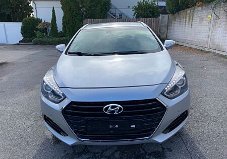Hyundai i40 2.0 GDI Premium Premium ERSTE HAND