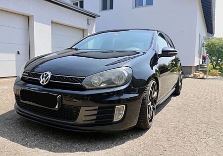 VW Golf Volkswagen 2.0 TDI GTD