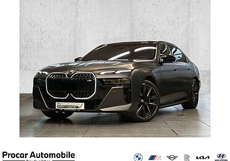 BMW M760e xDrive DA Prof PA Prof Pano B/W TV Carbon