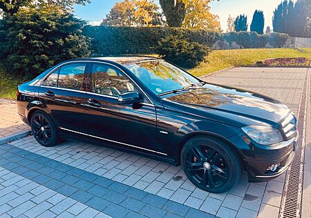 Mercedes-Benz C 200 CDI BlueEFFICIENCY -