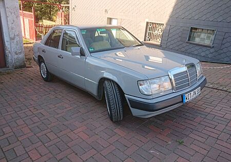 Mercedes-Benz 200 D Oldtimer Alltagstauglich Rarität