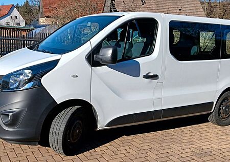 Opel Vivaro B 1.6 Diesel 6-Sitzer AHK 2 x Räder