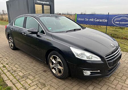 Peugeot 508 Hybrid4 Allure+Automatik+Teilleder+Allrad