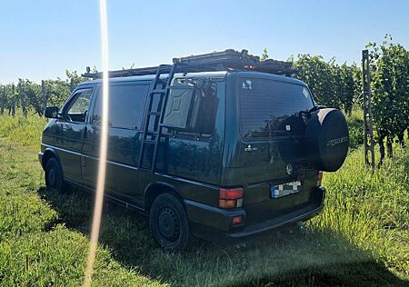 VW T4 Caravelle Volkswagen T4 2,4D - Syncro + Sperre - Womo Zul. - Offroad