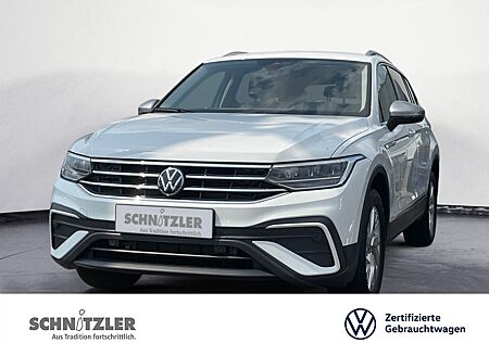 VW Tiguan Allspace Volkswagen 1.5 TSI DSG Life 7-Sitzer LED/NA