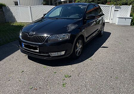 Skoda Rapid Škoda Spaceback 1.6 TDI