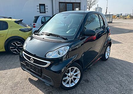 Smart ForTwo coupe 62 kW/Navi/Servo/Shz/2.Hd
