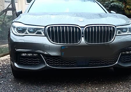 BMW 750i xDrive -