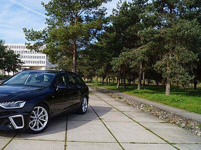 Audi A4 40TDI S tronic S line Avant ,Matrix,Leder,B&O