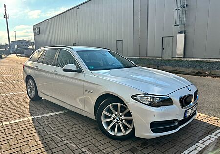 BMW 520d xDrive Touring -Komfort Paket, HUD DIsplay