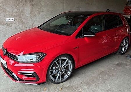 VW Golf Volkswagen 7 R Performance Facelift, Vollausstattung