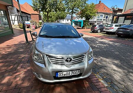 Toyota Avensis Combi 2.0 D-4D -