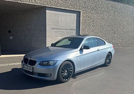 BMW 325i Coupé - 218 PS - TÜV 6/2027 - Eisenmann ESD