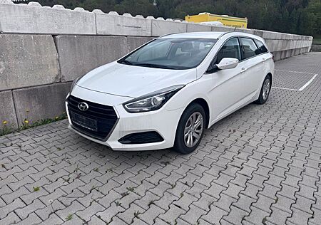 Hyundai i40 1.7 CRDi 85kW