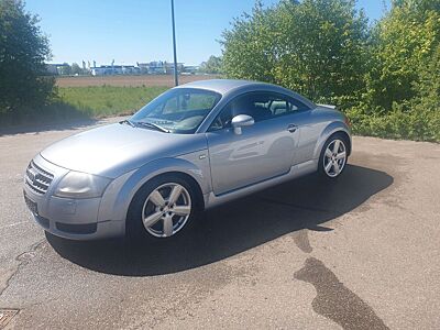 Audi TT Coupe 1.8T 110 kW -