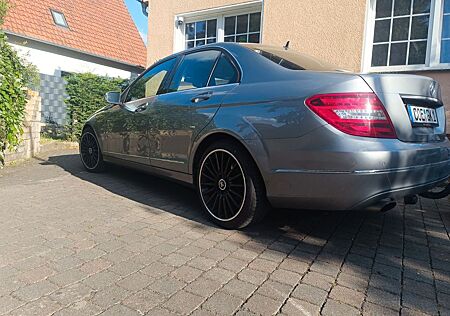 Mercedes-Benz C 250 CGI BlueEFFICIENCY AVANTG. Autom. AVAN...