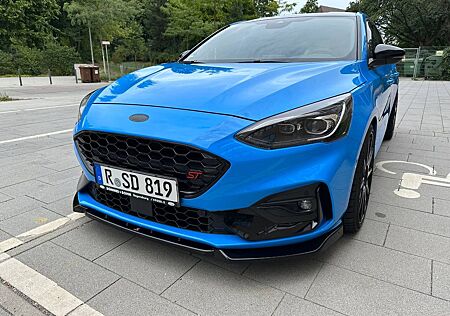 Ford Focus 2,3 EcoBoost ST Edition - Garantie