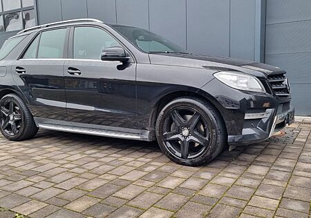 Mercedes-Benz ML 250 BlueTEC 4MATIC Edition 1 Edition 1 AMG