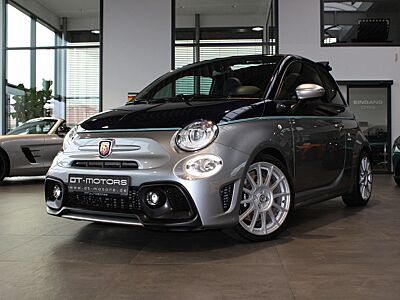 Abarth 695C RIVALE AUTOMATIK/AKRAPOVIC/CARBON/XENON/17"