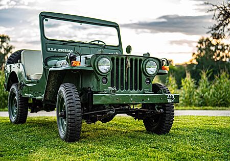 Jeep Willys M38 Overland