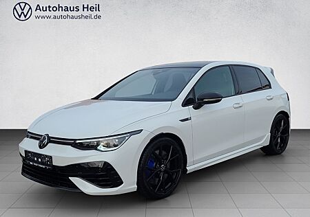 VW Golf Volkswagen VIII R 2.0 TSI DSG 4M *BlackStyle*Akra*