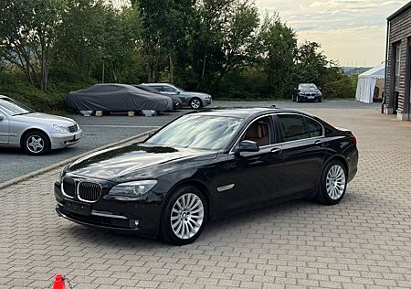 BMW 740i