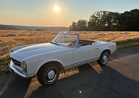 Mercedes-Benz SL 230