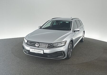 VW Passat Variant Volkswagen 1.4 TSI GTE DSG ACC AHK DAB+ LED