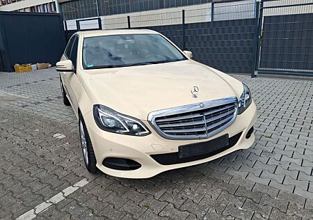 Mercedes-Benz E 200 E -Klasse BlueTec EURO 6 AVANTGARDE -XENO