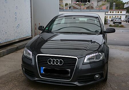 Audi A3 2.0 TDI (DPF) S line S line