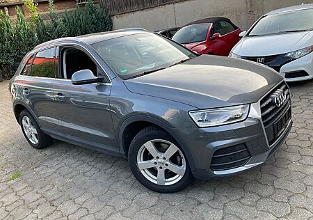 Audi Q3 2.0 TFSI, NAVI,PDC, XENON,PANORAMA,ALU