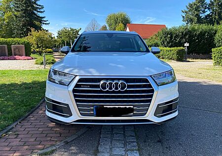 Audi Q7 3.0 TDI quattro tiptronic -