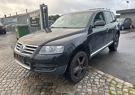 VW Touareg Volkswagen V10 TDI 5.0 TDI LKW 2 Seats