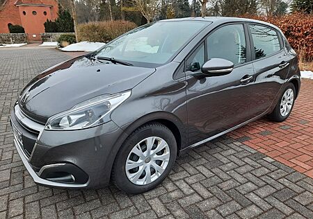 Peugeot 208 PureTech 82 Active Active