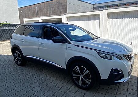 Peugeot 5008 PureTech 180 EAT8 GT Line | Panoram