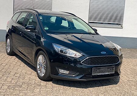 Ford Focus 1,5 TDCi PowerSh. Titanium Turnier *TOP*
