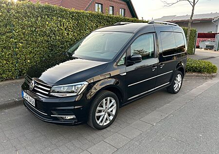 VW Caddy Volkswagen 2,0TDI 110kW BMT DSG Highline 5-Sitzer...